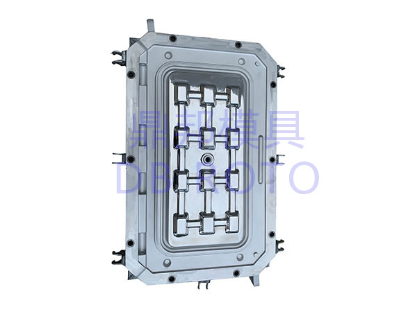 滾塑工具箱模具M(jìn)J-GJX-004